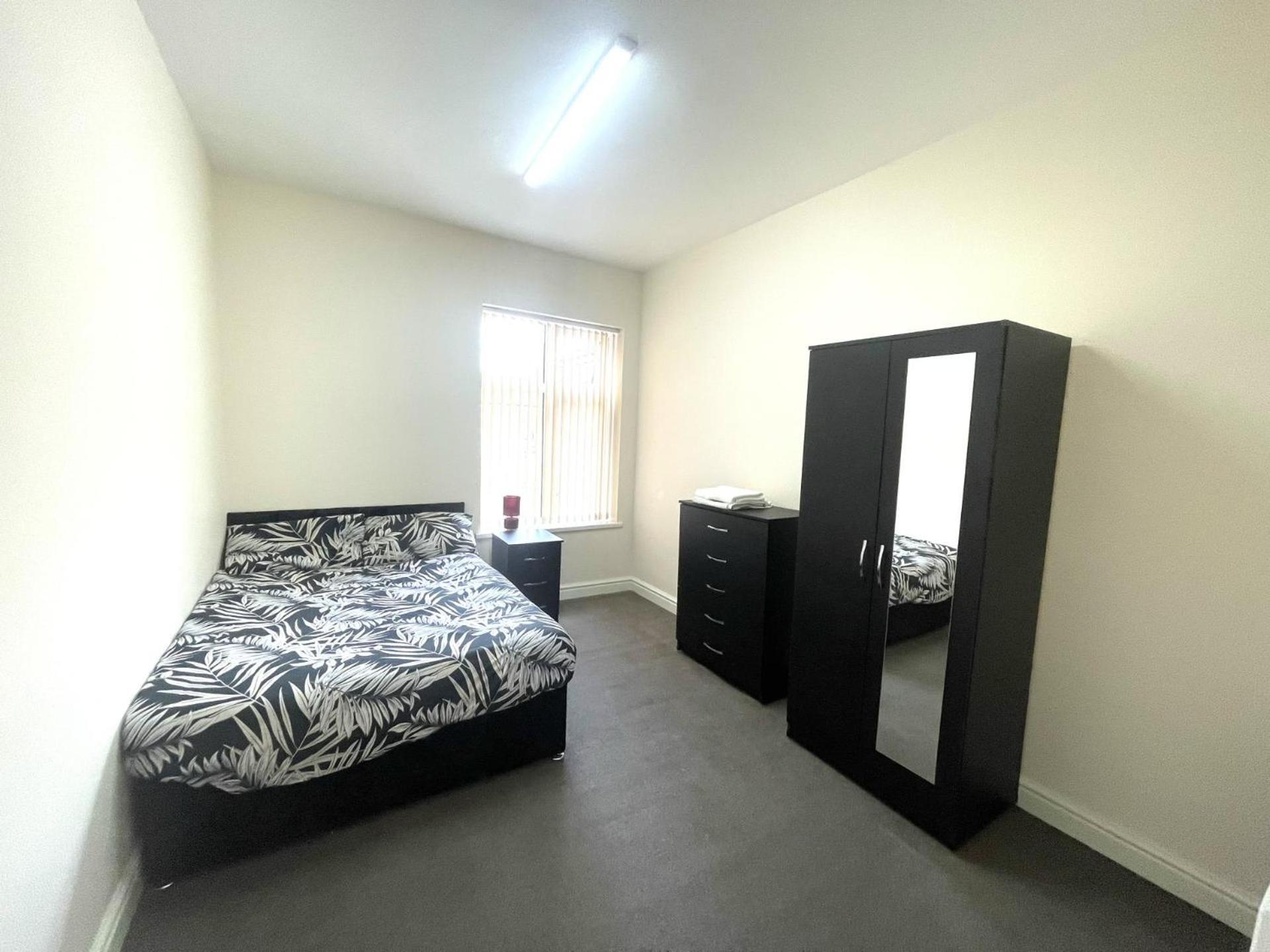Stylish 1-Bed Apt - Sleeps 4 - Parking - Wifi Manchester Buitenkant foto