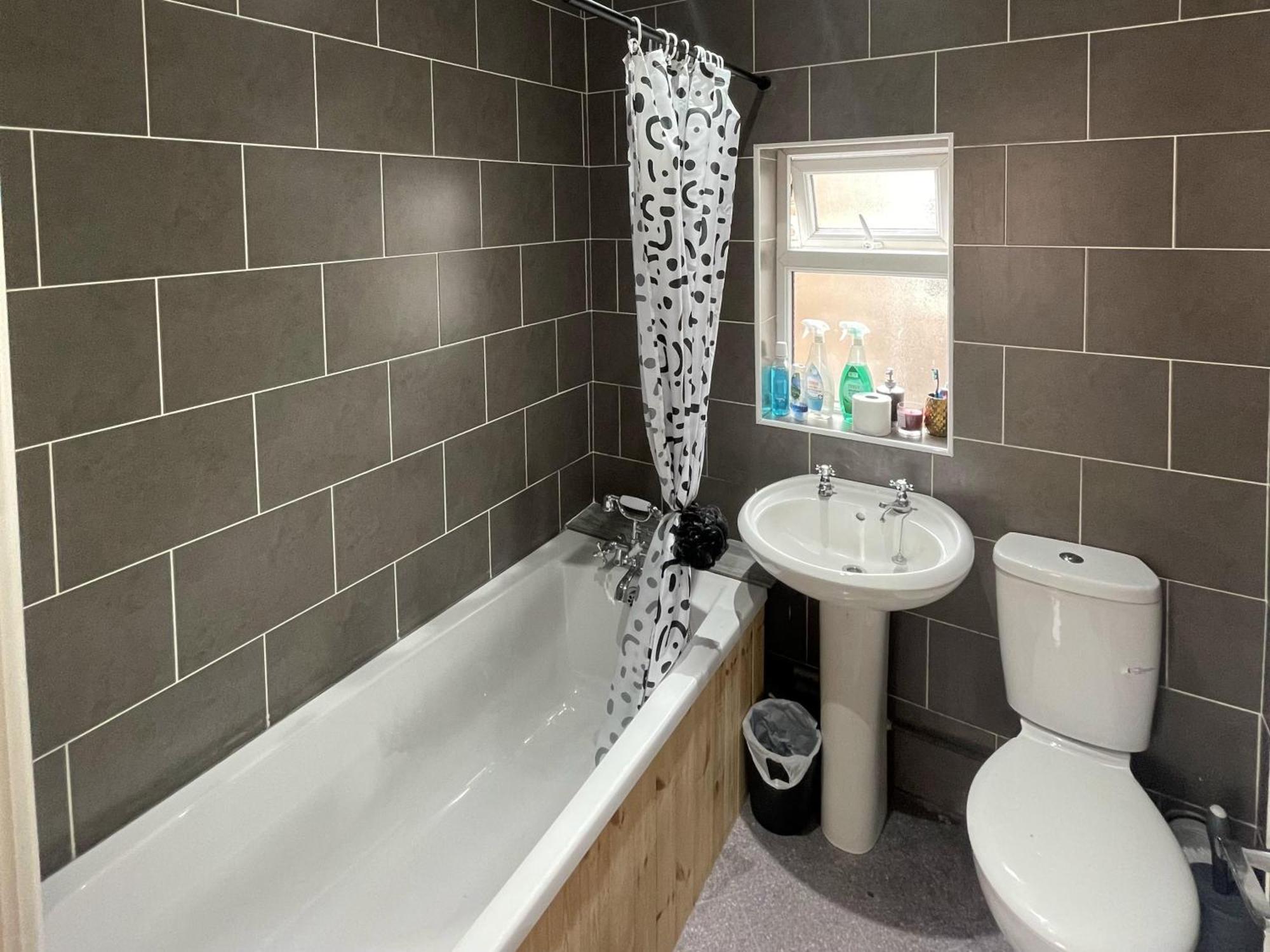 Stylish 1-Bed Apt - Sleeps 4 - Parking - Wifi Manchester Buitenkant foto